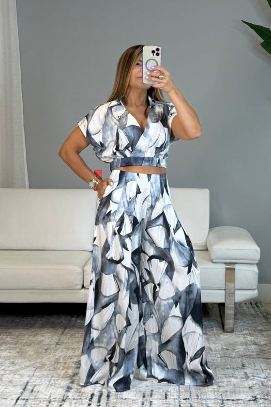 Victoria set
