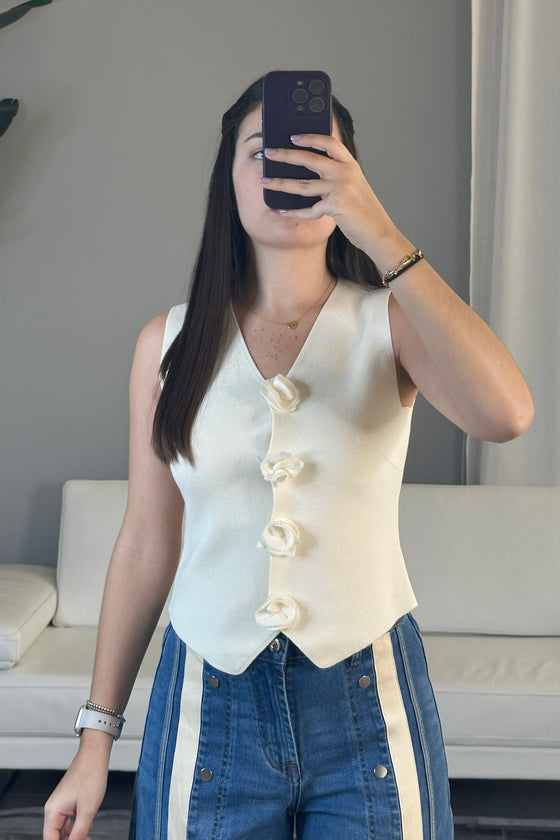 Alejandra Vest
